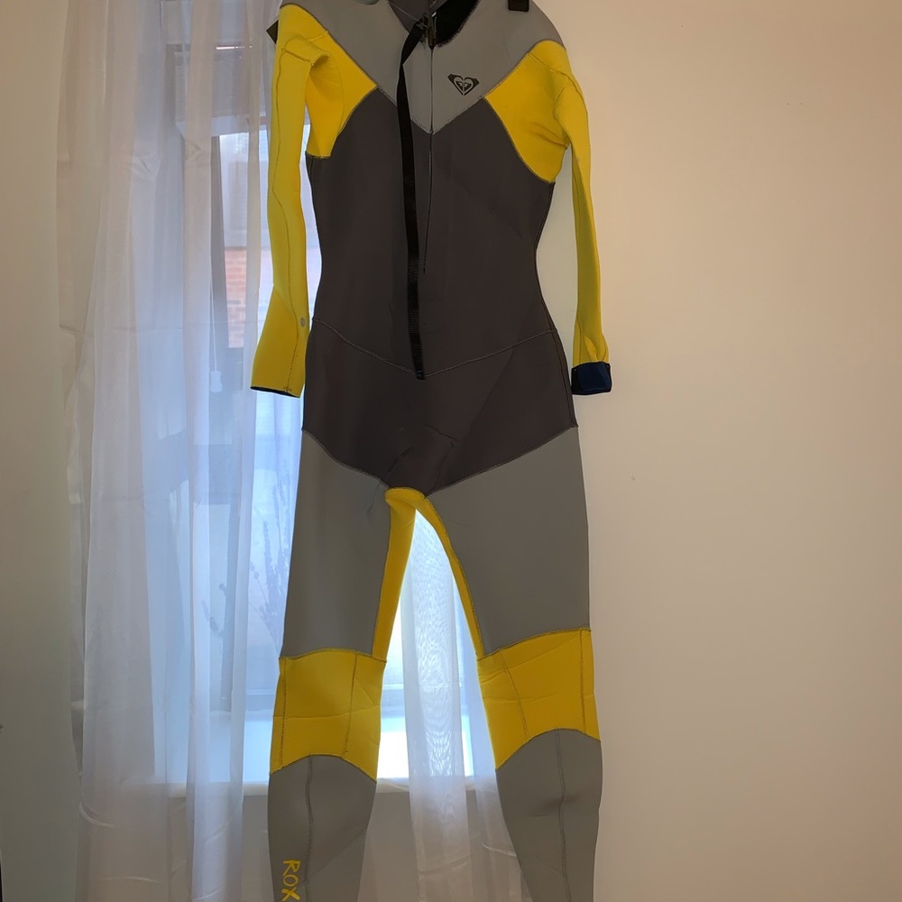 Roxy full wetsuit